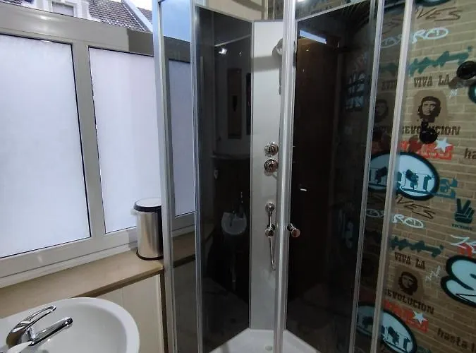 招待所 Boardinghouse Castell