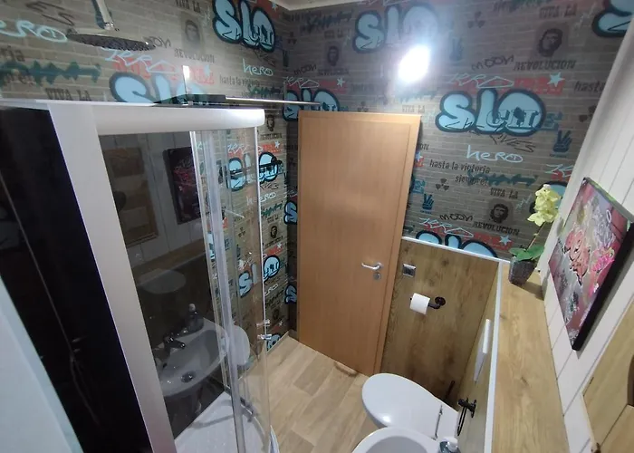 Boardinghouse Castell בית הארחה